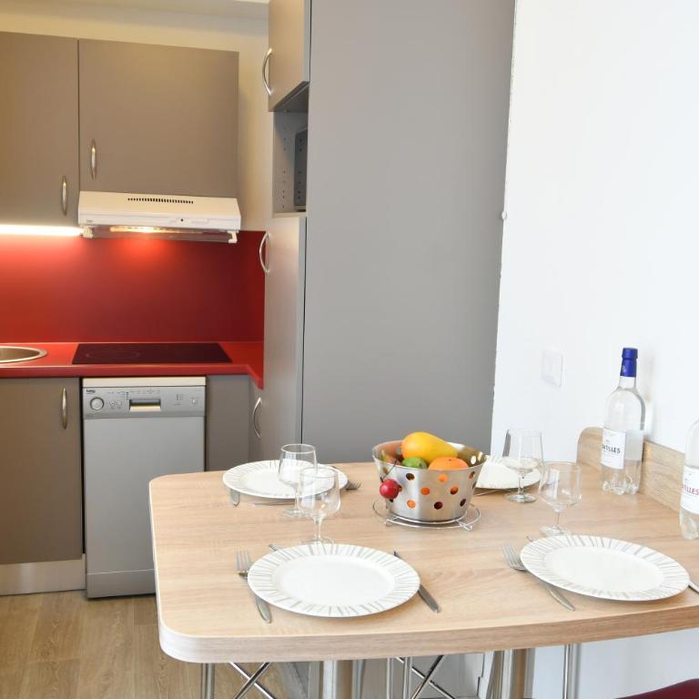 Appart-Hôtel Mer & Golf City Bordeaux Bassins à flot - Suite avec Terrasse - 5