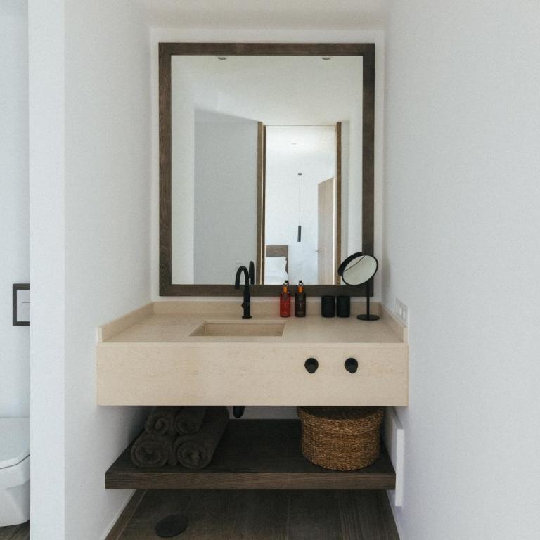 Alava Suites - Apartamento con balcón - 5