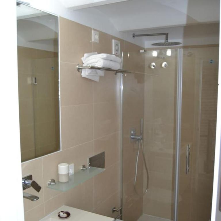 DUPLEX ALAMEDA DE HERCULES - Three-Bedroom Apartment - 21