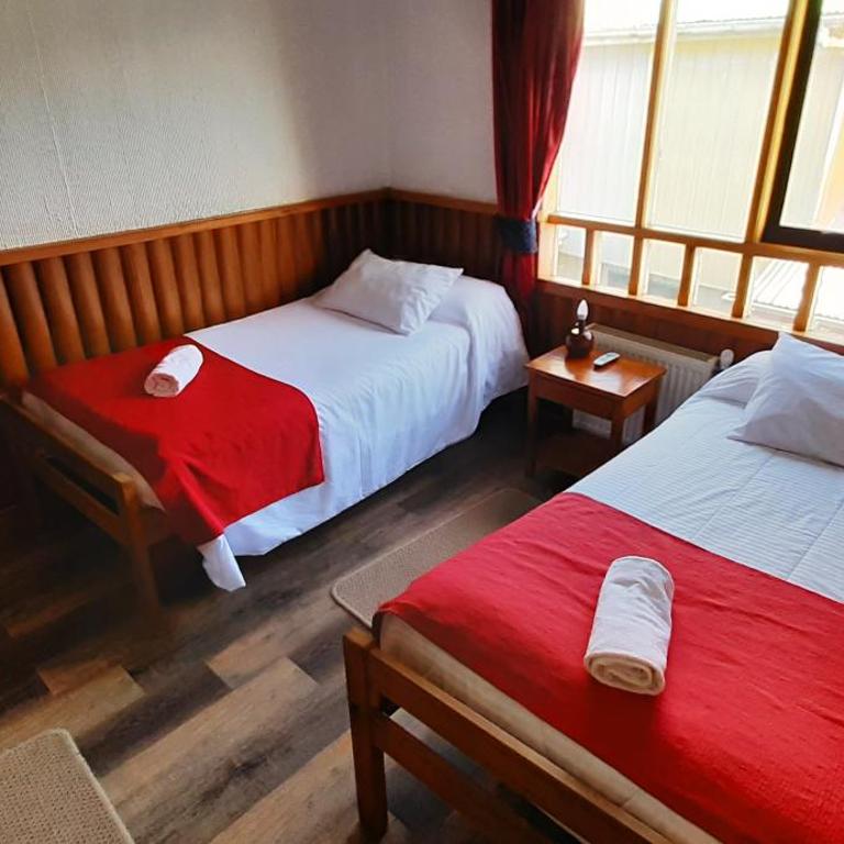 Hostal Vista al Mar hct - Quadruple Room with Sea View - 16