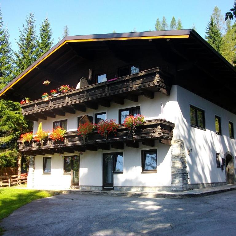 Apartment-Kraft - Apartment mit 2 Schlafzimmern und Balkon - 1