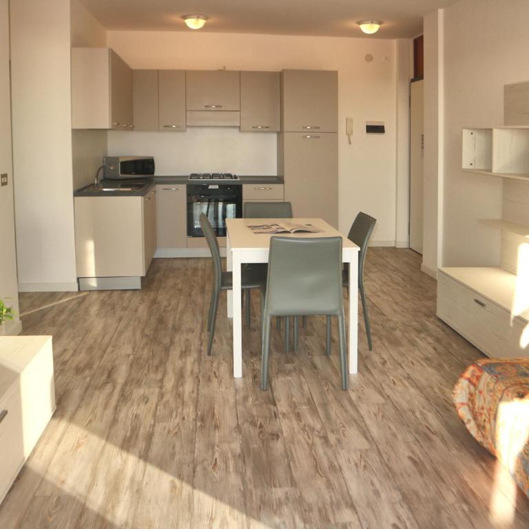 Alideco - Appartamento - 2