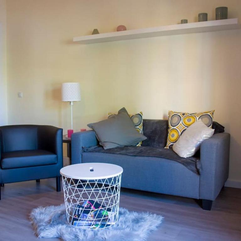 APARTAMENTO AL LADO DE LA CASA DE PICASSO - Two-Bedroom Apartment - 11