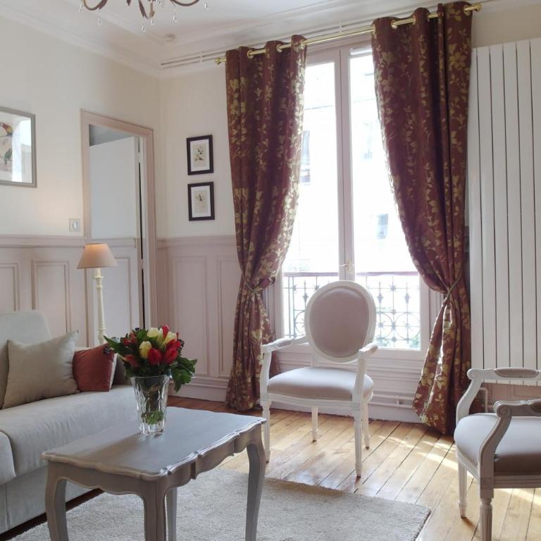 Chambre d hôte : Louvre Elegant Apt Suite - Appartement Supérieur - 17