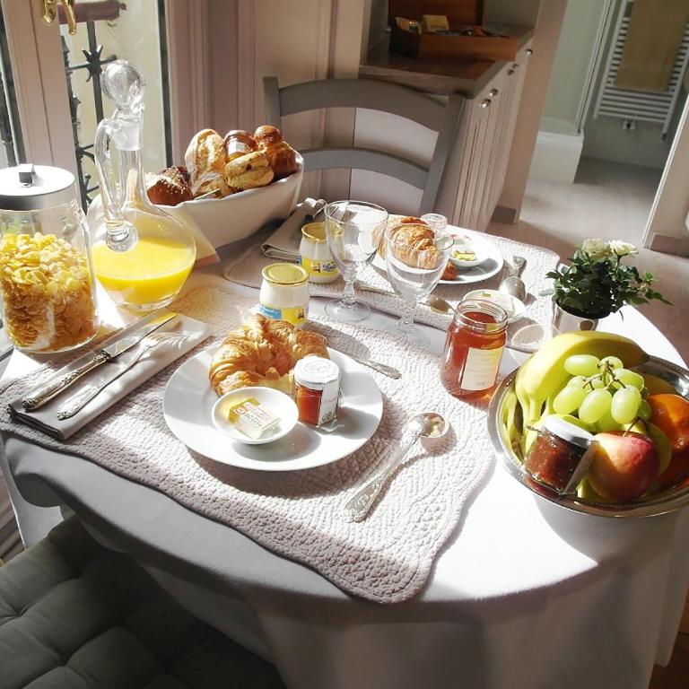 Chambre d hôte : Louvre Elegant Apt Suite - Appartement Supérieur - 18