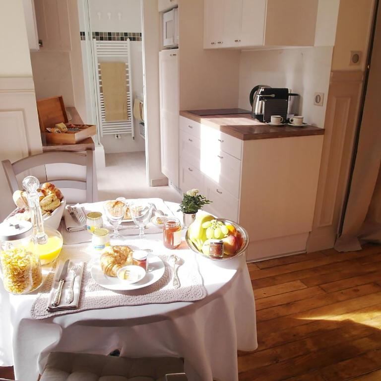 Chambre d hôte : Louvre Elegant Apt Suite - Appartement Supérieur - 20