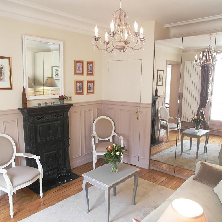 Chambre d hôte : Louvre Elegant Apt Suite - Appartement Supérieur - 26