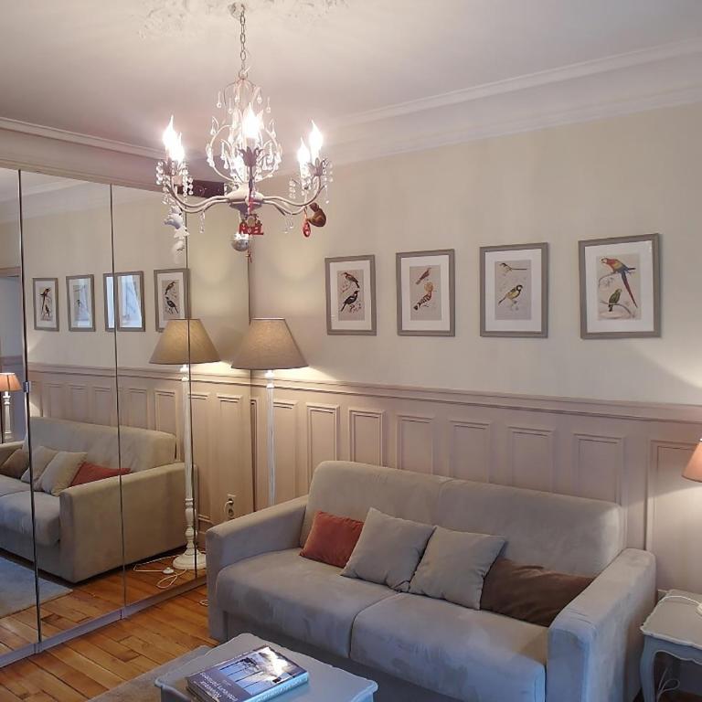 Chambre d hôte : Louvre Elegant Apt Suite - Appartement Supérieur - 28