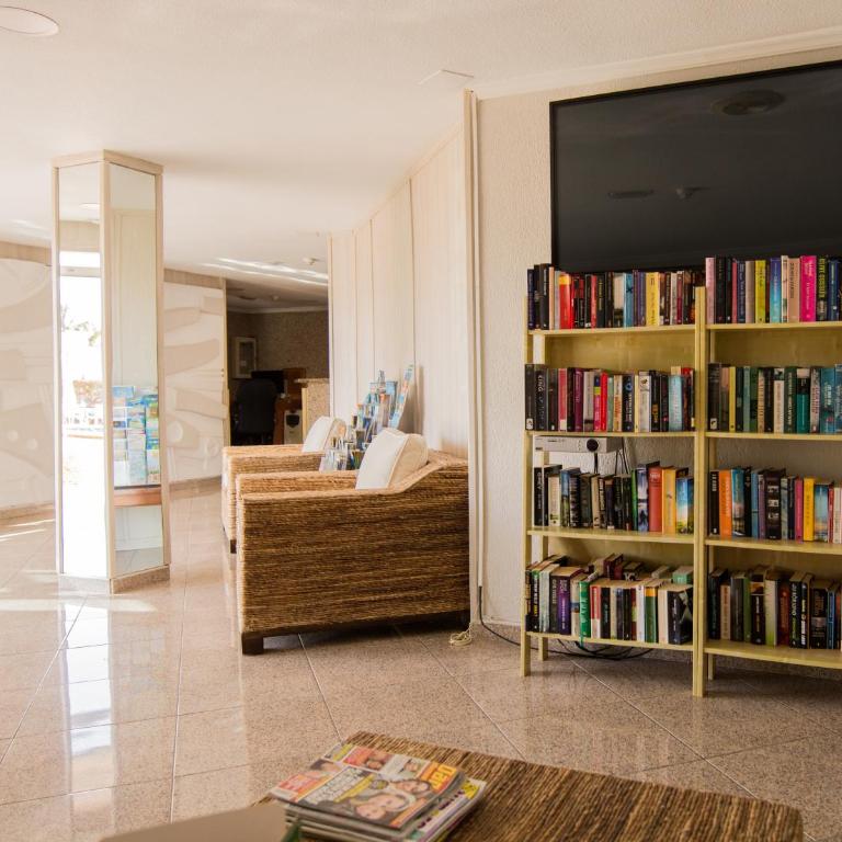 Apartamentos Los Tilos - Apartamento de 1 dormitorio - 8