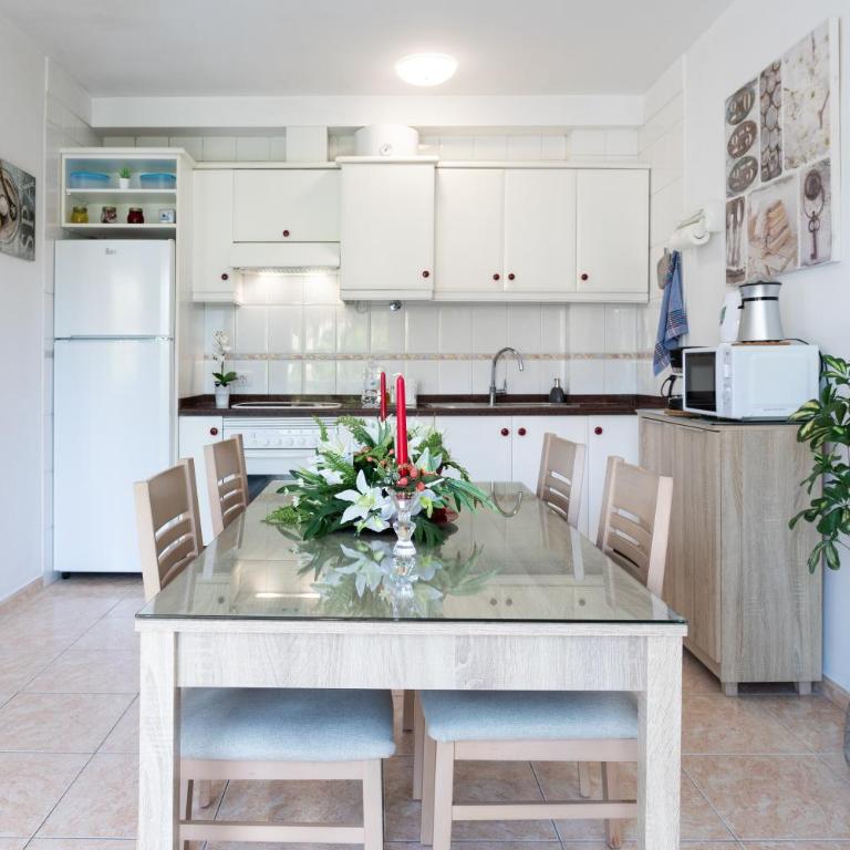 Vivienda Vacacional La Laguna Deluxe 2 - Apartamento de 2 dormitorios - 4
