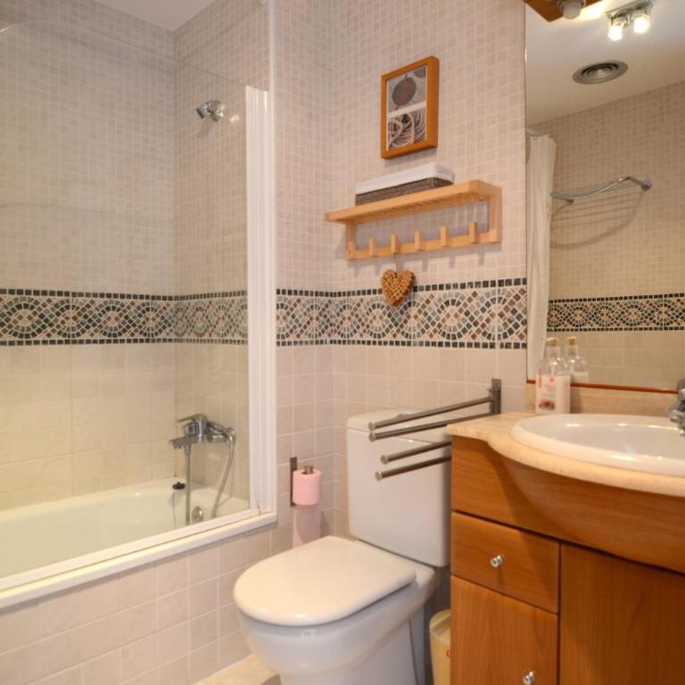 Villa Medas - Three-Bedroom House - 35
