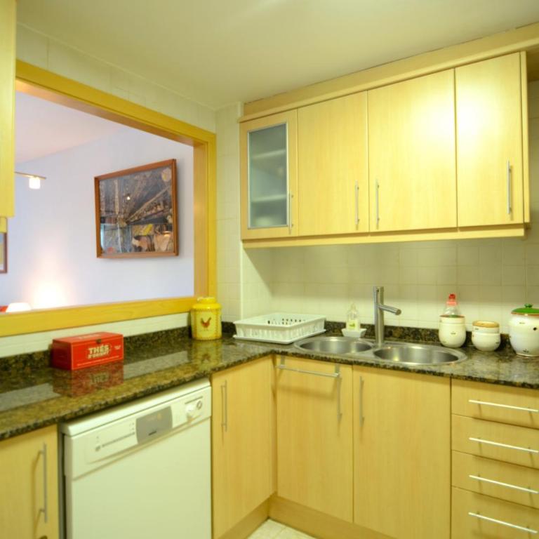 Villa Medas - Three-Bedroom House - 16