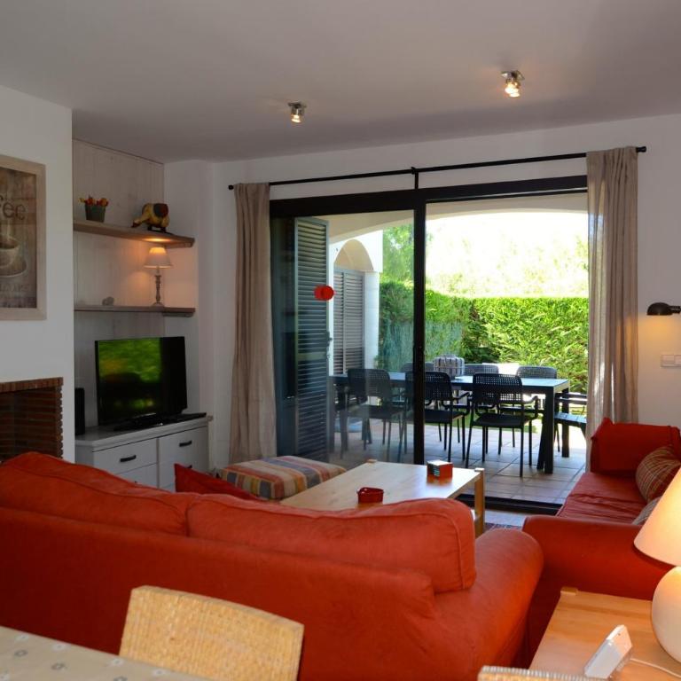Villa Medas - Three-Bedroom House - 10