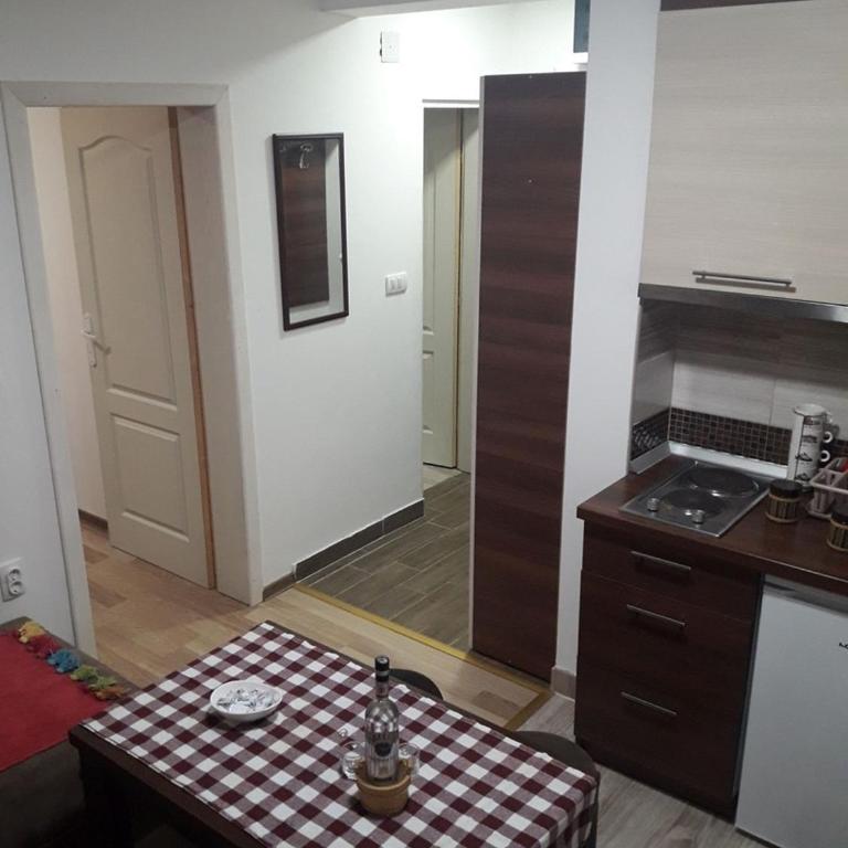 Apartmani Nikola u vili Semeteš - Apartment - 12