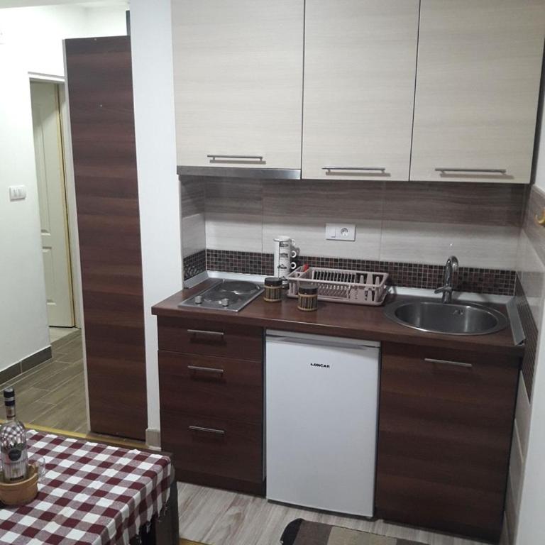 Apartmani Nikola u vili Semeteš - Apartment - 13