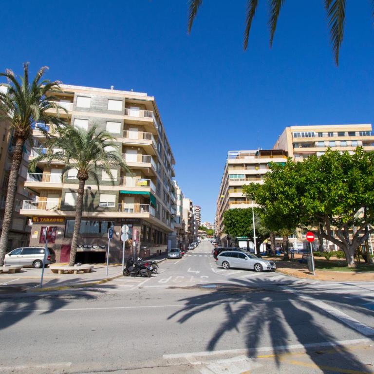 Alacant Home: Santa Pola. Piso moderno a 200 metros de la playa - Apartamento de 2 dormitorios - 42