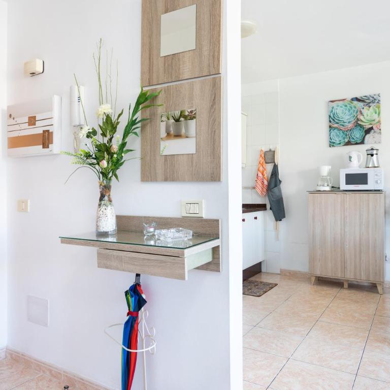 Vivienda Vacacional La Laguna Deluxe 5 - Apartamento de 2 dormitorios - 4