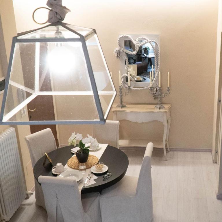 Beauty Case intimate, quiet and central apartment - One-Bedroom Apartment - 2