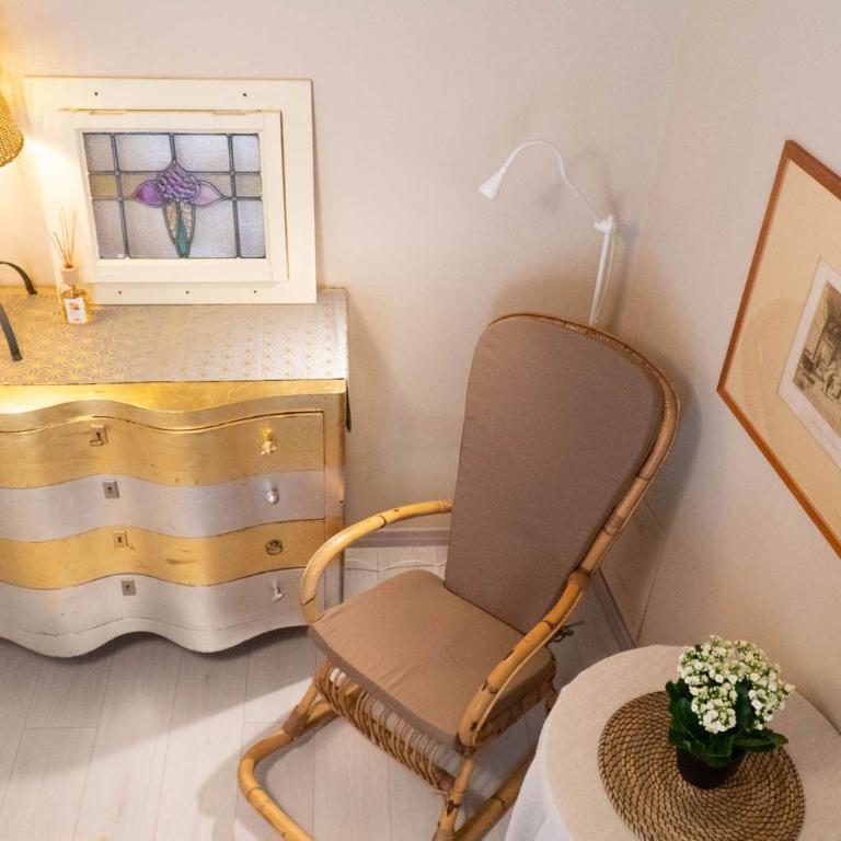 Beauty Case intimate, quiet and central apartment - One-Bedroom Apartment - 38