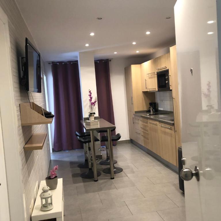 Sweet Apartment Las Canteras - Apartamento - 7