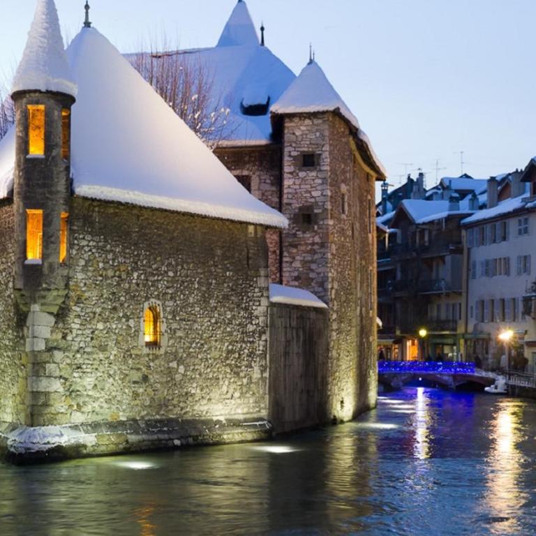L'Authentik, charme et confort en vieille ville - Deluxe Apartment - 33
