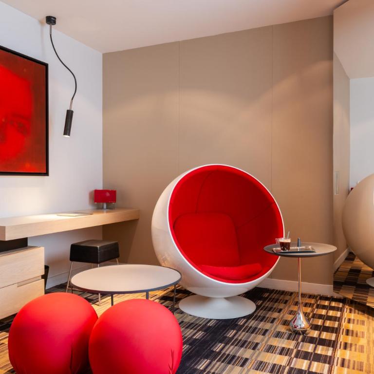 Golden Tulip Opera de Noailles - Suite Junior - 2
