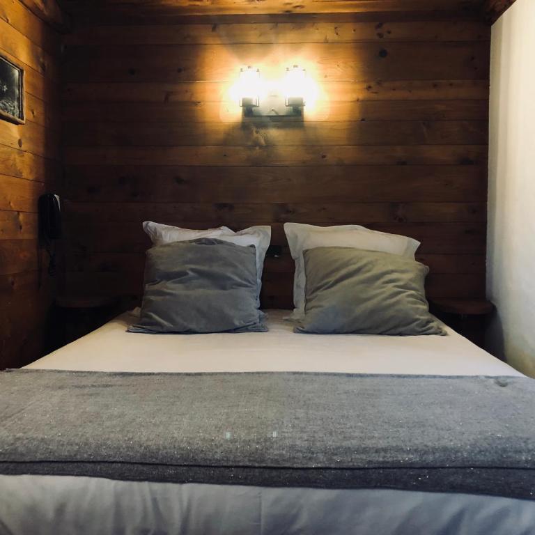 Le Coin Savoyard - Chambre Triple - Vue sur Montagne - 3 - 9