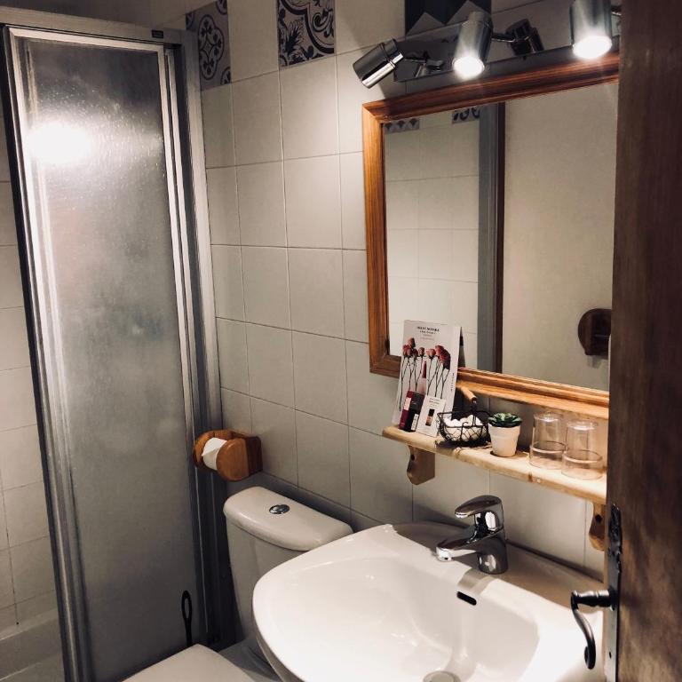 Le Coin Savoyard - Chambre Familiale - Vue sur Jardin - 10 - 2