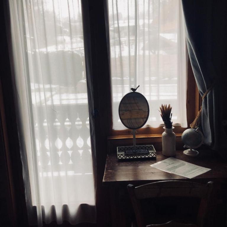 Le Coin Savoyard - Chambre Familiale - Vue sur Jardin - 10 - 8