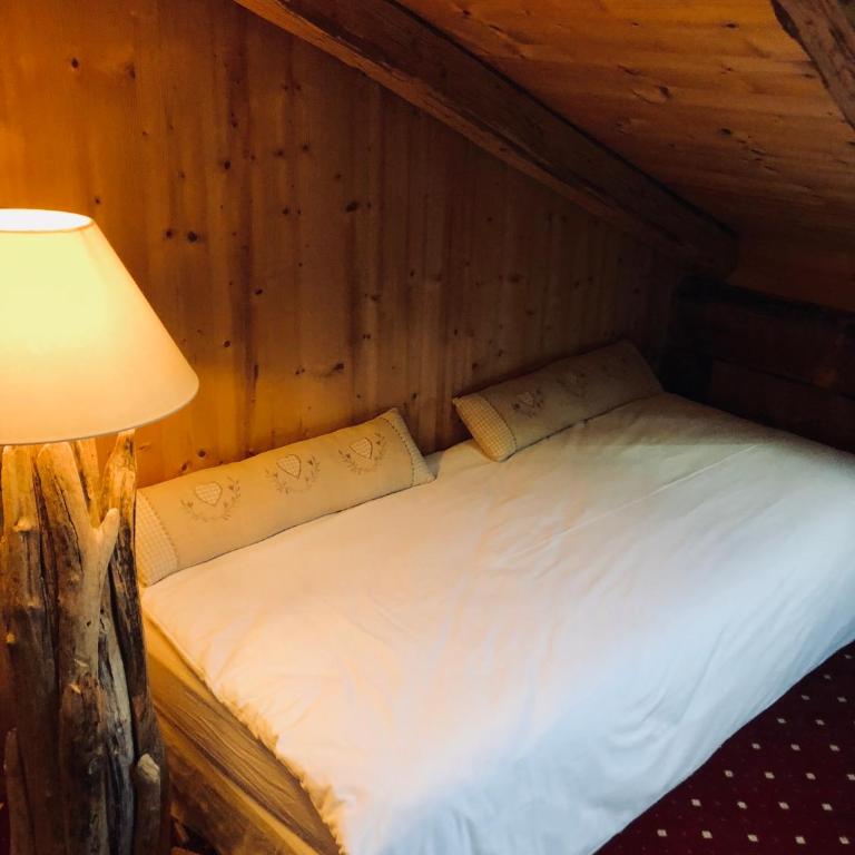 Le Coin Savoyard - Chambre Lits Jumeaux Mansardée 16 - 8