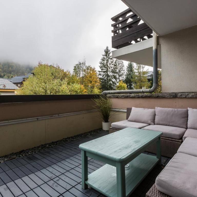 Apartment with terrace Gentianes 1 Centre Chamonix by Aiguille du Midi - Appartement avec Terrasse - 1