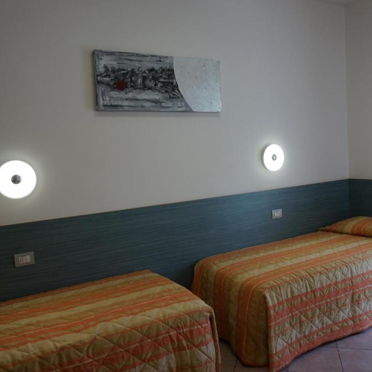 Villaggio Mare Blu - Villa con 2 Camere da Letto (6 Adulti) - 9