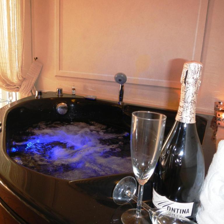 The house with steam room, jacuzzi and theater view - Appartamento con 2 Camere da Letto - 19