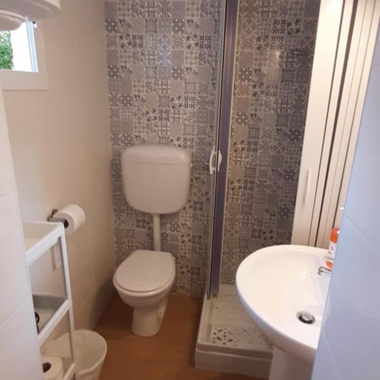 Casa Laura Oliva Mancini - Camera Familiare con Bagno Privato - 17