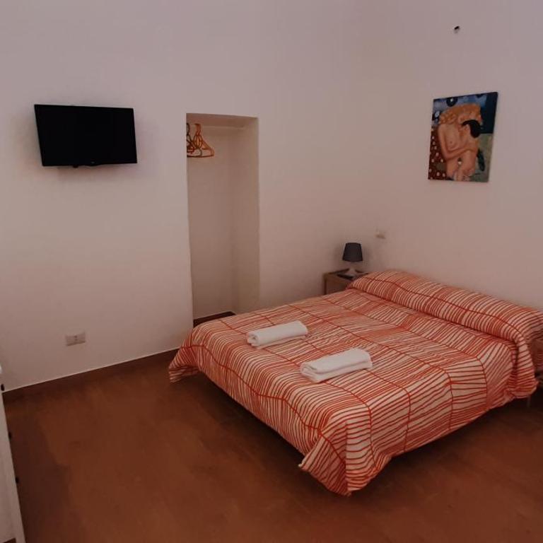 Casa Laura Oliva Mancini - Camera Familiare con Bagno Privato - 21