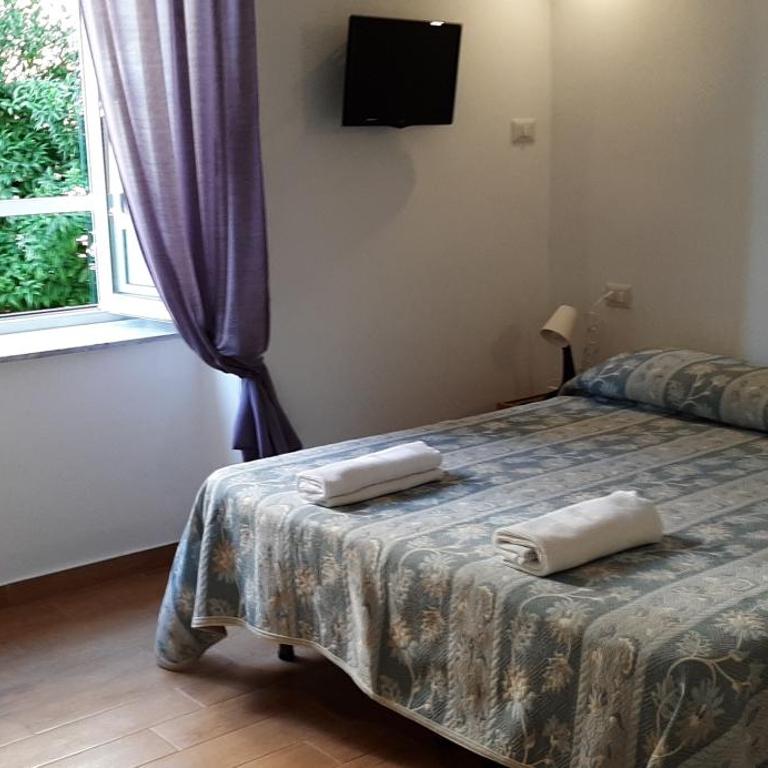 Casa Laura Oliva Mancini - Camera Familiare con Bagno Privato - 22