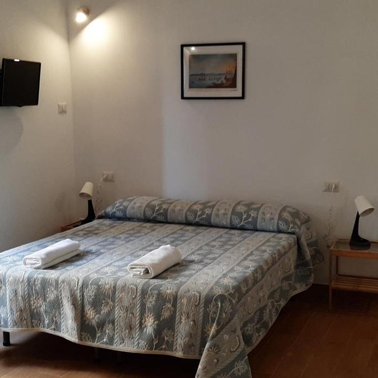Casa Laura Oliva Mancini - Camera Familiare con Bagno Privato - 23