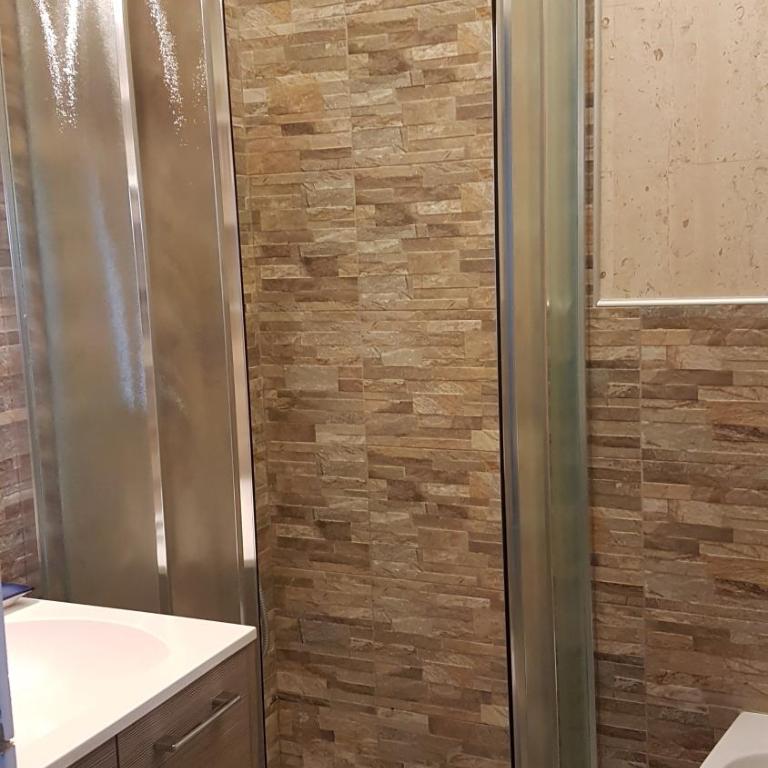 Lovely apartment in Marina Baie des Anges- Baronnet - Sew view, free parking spaces on site, restaurants, beach, supermarket - Apartamento de 1 dormitorio - 54
