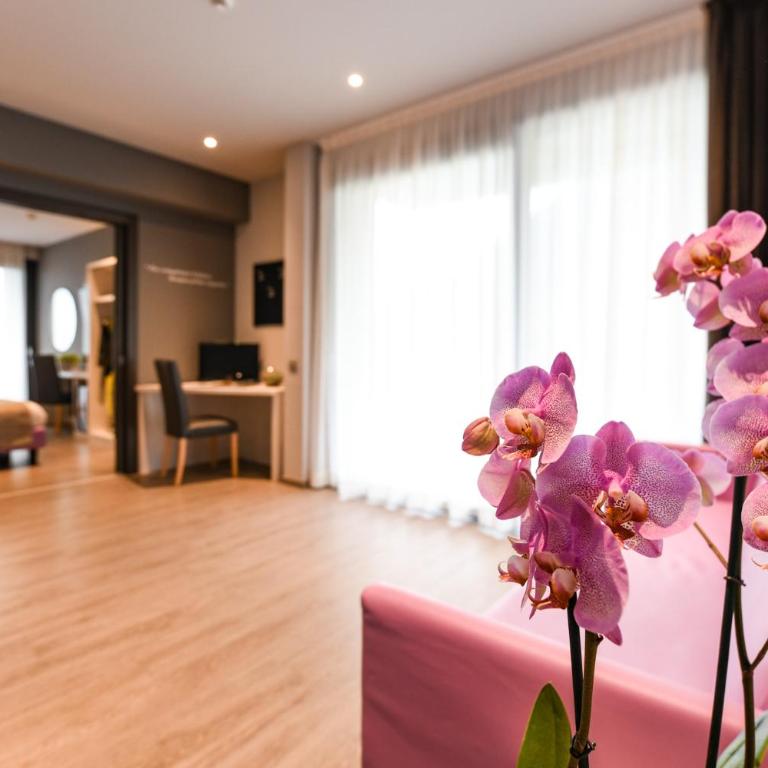Hotel La Fiorita - Suite con Vista Lago - 4