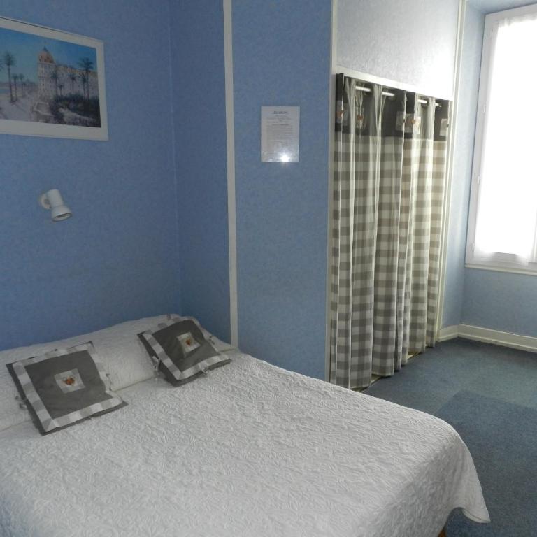 Hotel du Mont Blanc - Chambre Double avec Douche - 1