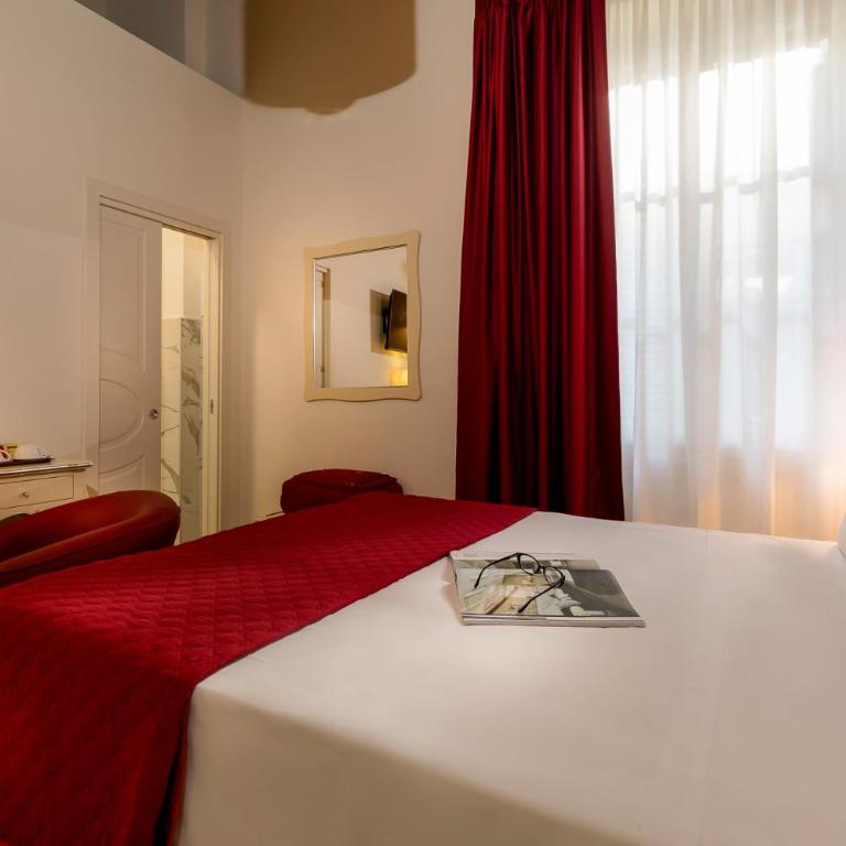 Residenza Conte di Cavour & Rooftop - dBe Hotels - Camera Matrimoniale Classic - 5