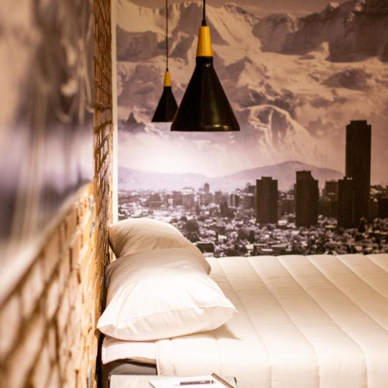 Hostal Boutique Black Cat - Habitación con cama extragrande. - 1
