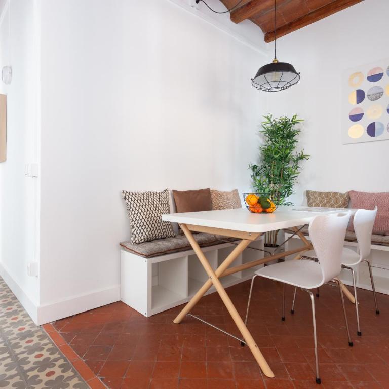 Casa Cosi - Sant Gervasi 1 - Three-Bedroom Apartment - 8