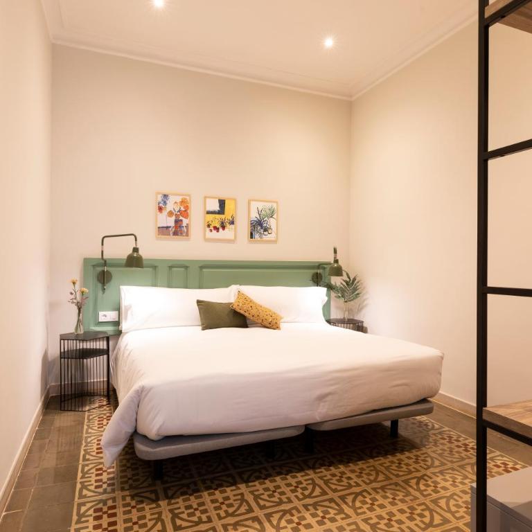 Aspasios Gracia Apartments - Three-Bedroom Apartment - 6