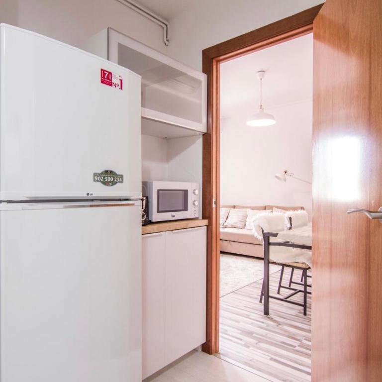 Nordic Apartment II Sagrada Familia - Two-Bedroom Apartment - 11