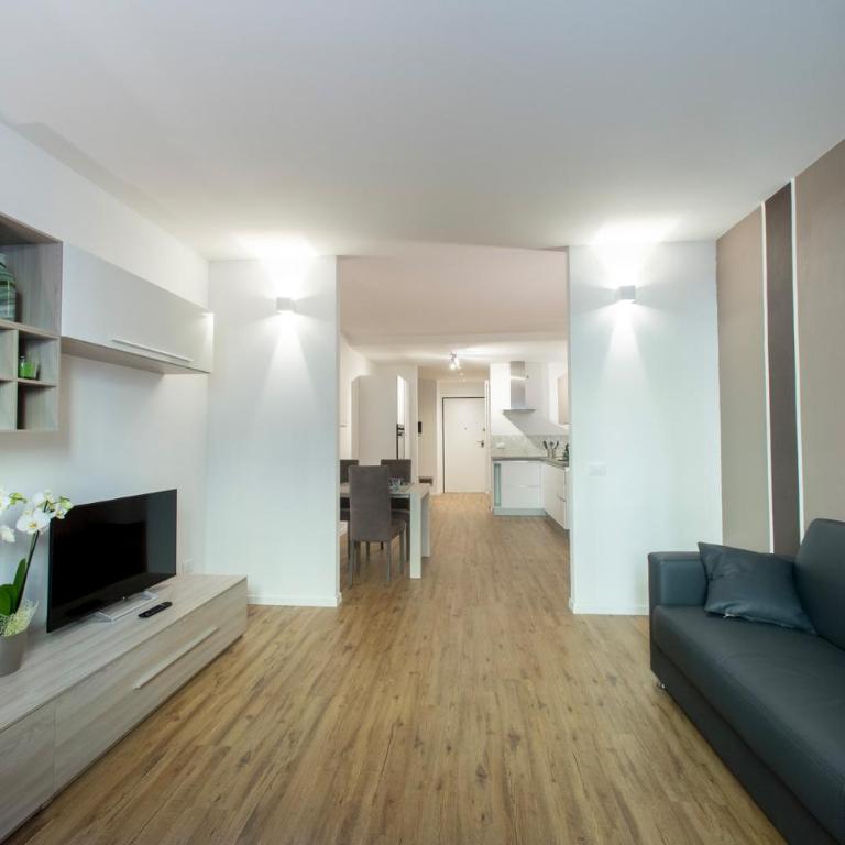 YUGOGO MAZZINI 41 Trento Centro - Appartamento con 2 Camere da Letto - 4