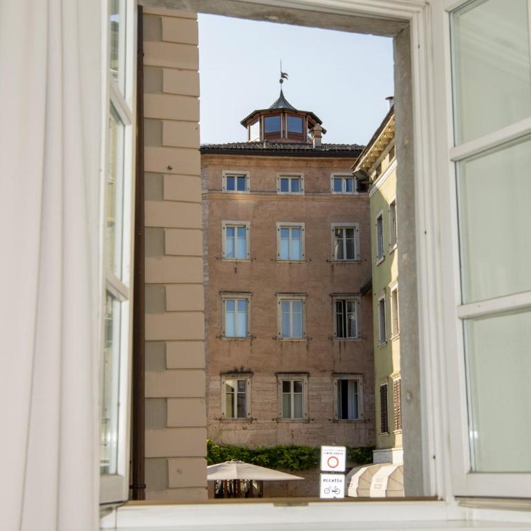 YUGOGO MAZZINI 41 Trento Centro - Appartamento con 2 Camere da Letto - 23