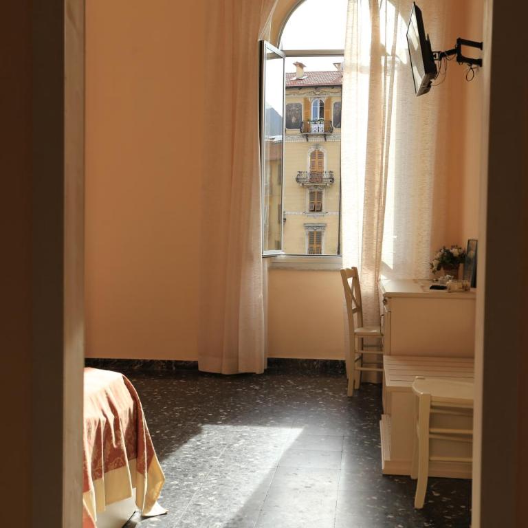 Vivi 5 terre - Camera Familiare con Balcone - 13