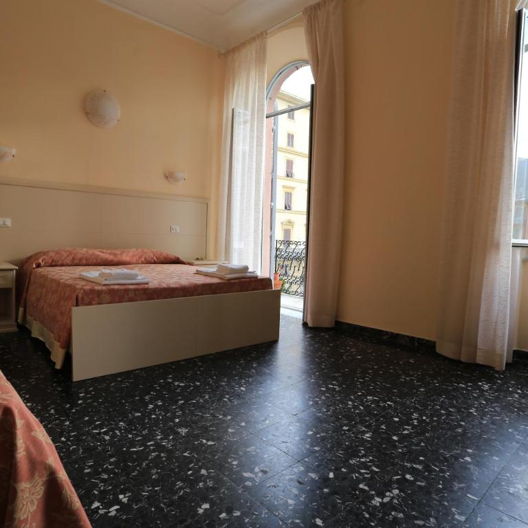 Vivi 5 terre - Camera Familiare con Balcone - 11