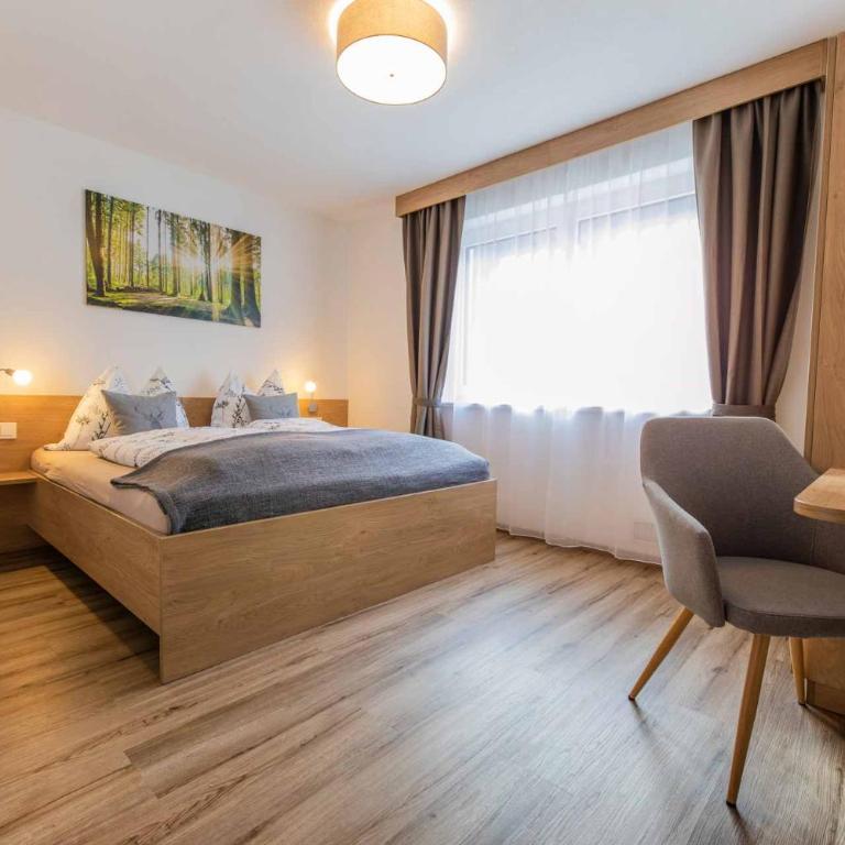 Berg' & Bluamen Appartements Stubai - Apartment mit 2 Schlafzimmern - 7